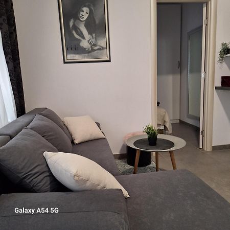 Studio Apartmani Louis I Lola ザグレブ エクステリア 写真